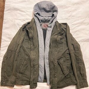 Levi’s Sherpa Lined Chore Jacket Removable Hood, XL, Olive/Gray. Never worn